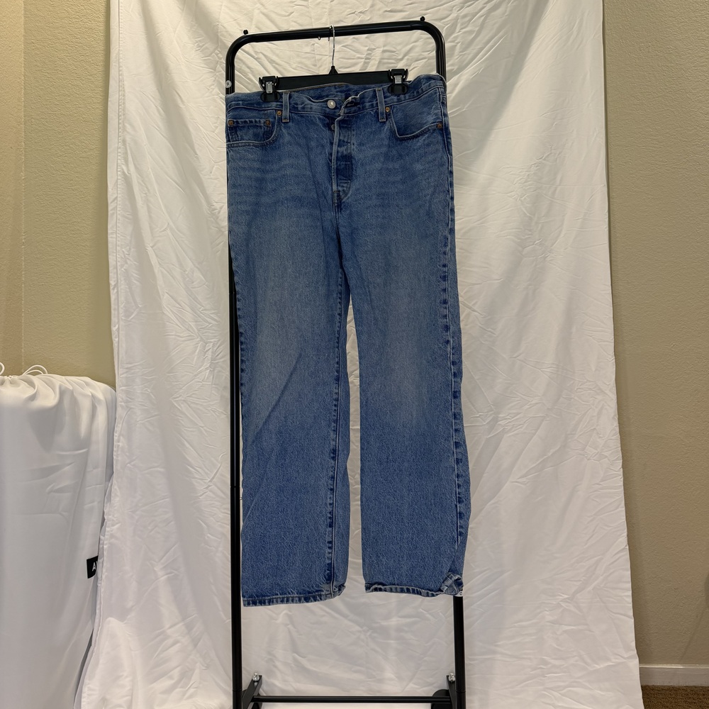 Levi's 501 Women's Jeans Size 32